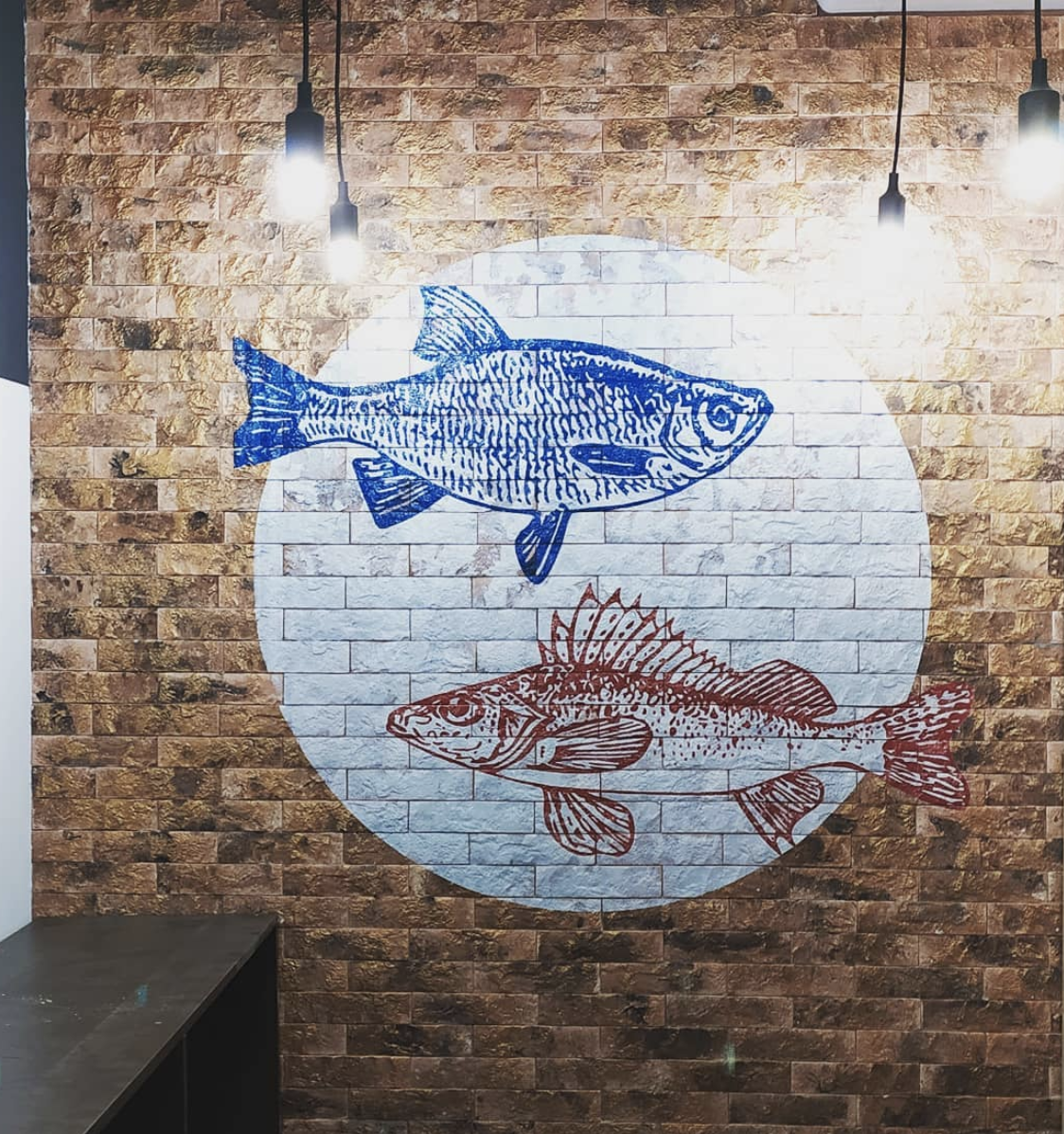Kiwi Wall Prints Fish on Brick